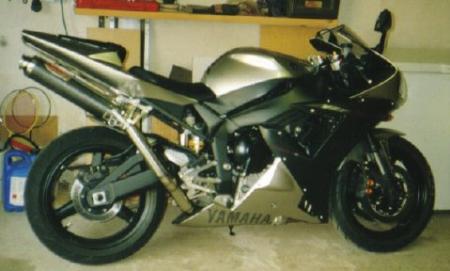 Yamaha R1